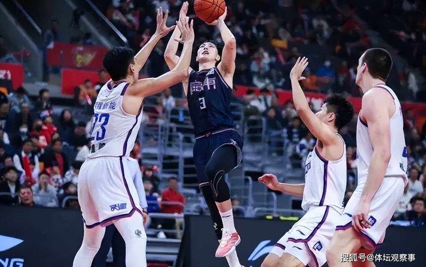 包含今晨广州队外线爆发：CBA季后赛节点到来，管理层满意，纪律约束更严格的词条-爱游戏